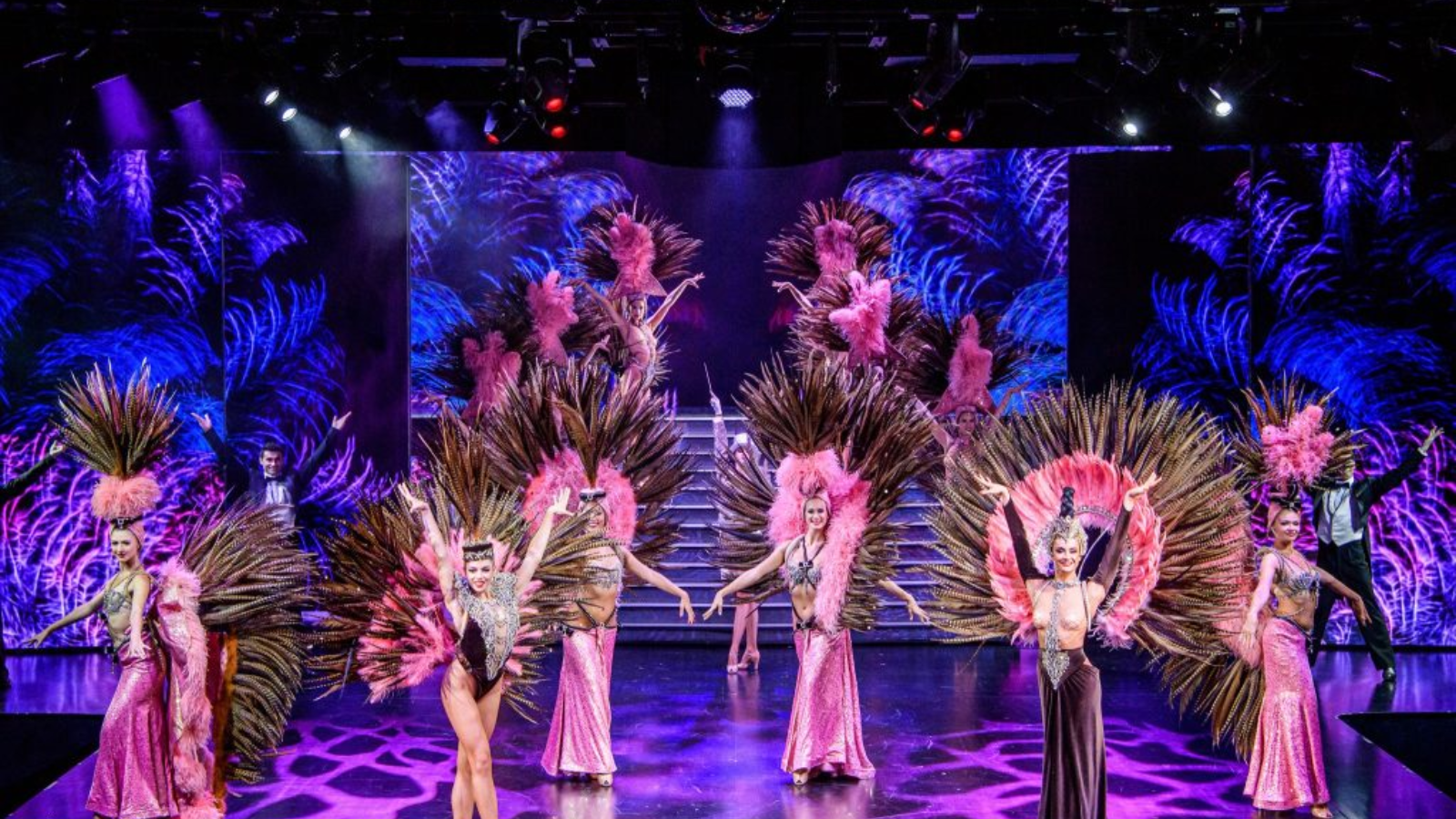 Le Mode: Drag & Burlesque Show